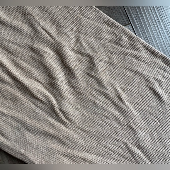 HONOR THE GIFT
Monogram Rib Button-Up Shirt - Sand Sz L NWT - Picture 9 of 11